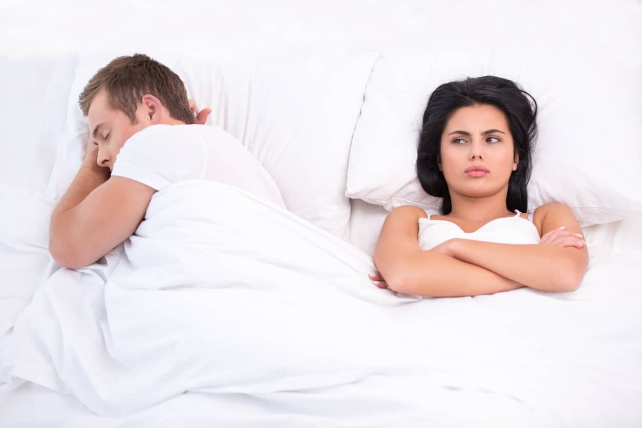 Irse a dormir enfadado afecta a la calidad del sueño