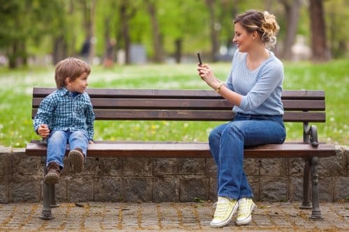 Muchos padres olvidan los límites de internet Muchos padres olvidan los límites de internet