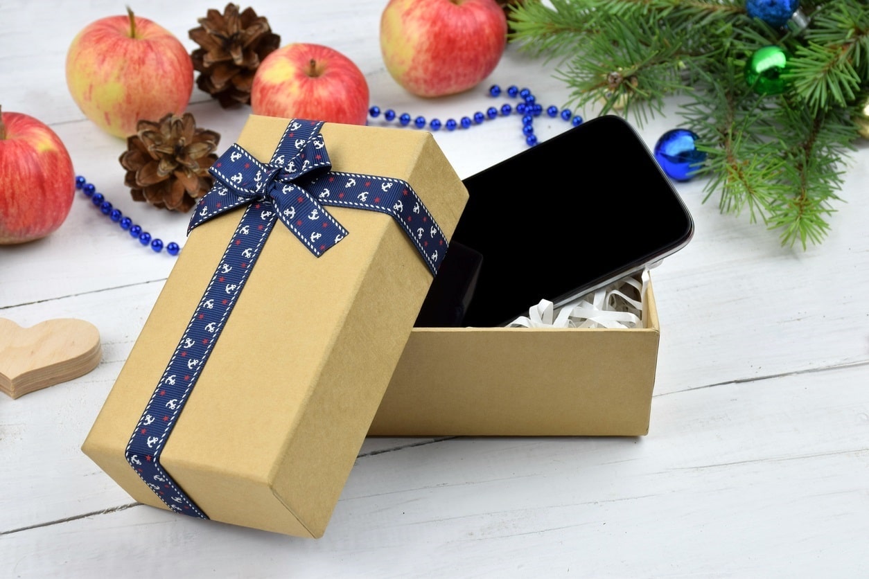 ¿Cómo Decidir Si Los Reyes Deben Traer Un Smartphone A Los Niños? ¿Cómo Decidir Si Los Reyes Deben Traer Un Smartphone A Los Niños?