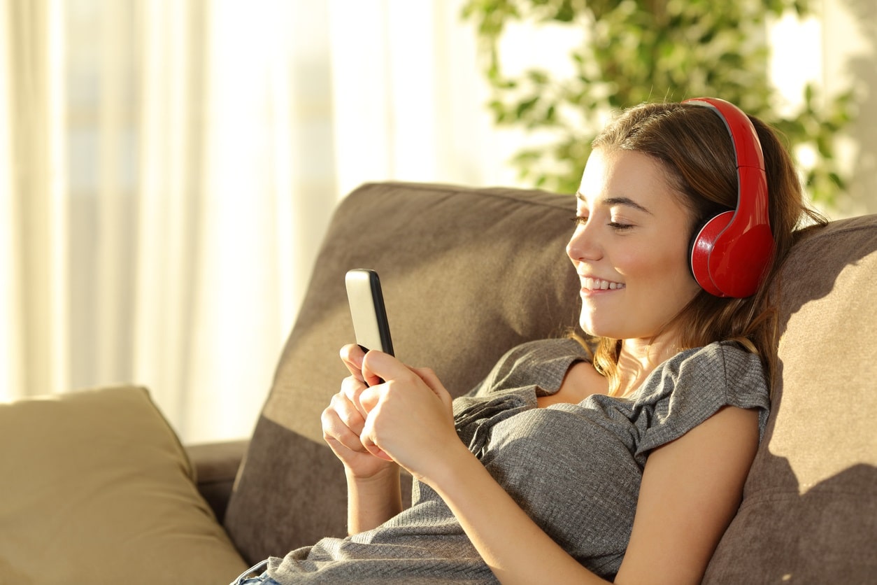 La adicción a los smartphones se ha convertido en un problema digno de atención. La adicción a los smartphones se ha convertido en un problema digno de atención.