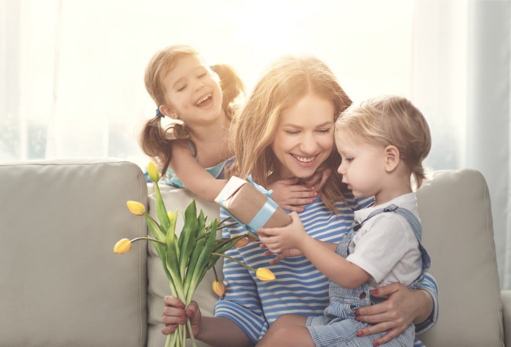 Libros perfectos para sorprender a mamá en su día. Libros perfectos para sorprender a mamá en su día.