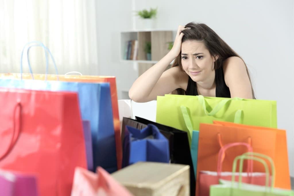 Muchas compras en rebajas son innecesarias. Muchas compras en rebajas son innecesarias.