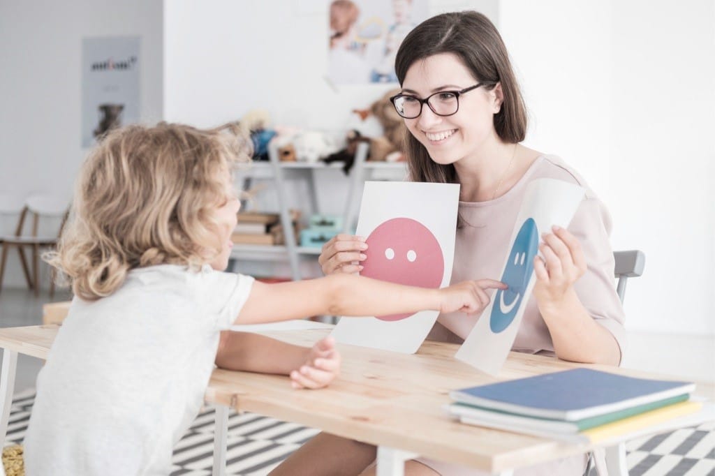 Una buena educación ayuda una buena vida Descubren una conexión entre los niveles de comunicación y la salud.