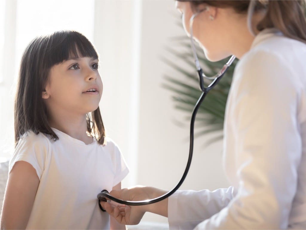 Enfermedades típicas de la vuelta al cole y cómo prevenirlas Conoce las enfermedades más comunes en la vuelta al cole y el modo de prevenirlas.