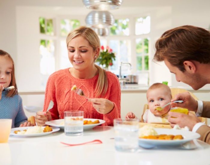 09/05/2014 Comer en familia aumenta el consumo de frutas y verduras
MADRID SOCIEDAD ESPAÑA EUROPA
THINKSTOCK