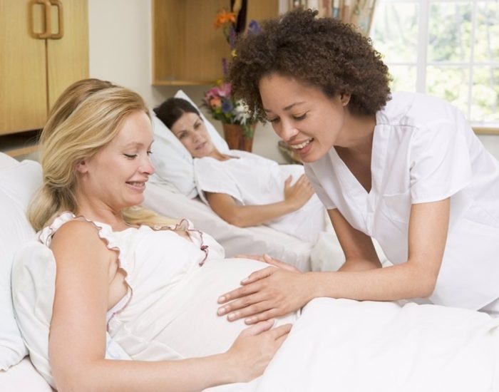 18/02/2014 Consejos para un buen parto.

desarrollo del parto es fundamental para asegurar la buena salud de tu bebé. Escucha a tu cuerpo, respira, cambia de postura y sigue los consejos de tu matrona para vivir un parto feliz.

SOCIEDAD
IMG IMAGE