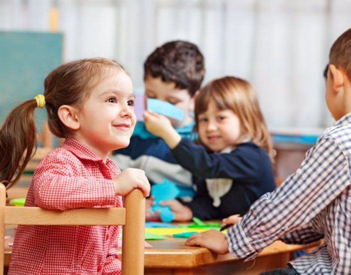 12/02/2015 Inteligencias múltiples en el colegio, niña, alumna, clase, aula.

colegios han comenzado a cambiar sus formas de enseñar y orientar la educación, optando por la llamada Teoría de las Inteligencias Múltiples. Pero, ¿qué son las Inteligencias Múltiples? Lo cierto es que su implantación en los colegios puede tener muchos beneficios, según aseguran varias investigaciones.

ESPAÑA EUROPA MADRID SOCIEDAD
THINKSTOCK