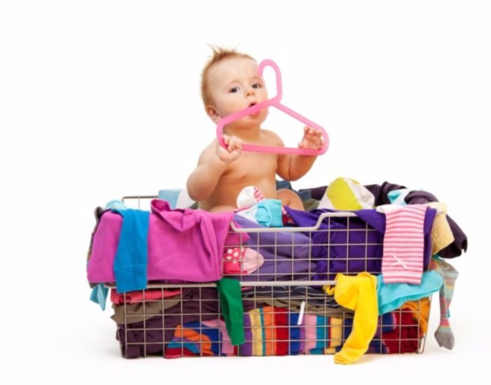 16/04/2015 Lavar la ropa del bebé.

mundo de los bebés es muy amplio. Al igual que tienen toda una gama de productos específicos para ellos y requieren unos cuidados especiales por tener la piel más delicada, su ropa también debe lavarse con sumo cuidado, pues será lo que esté más tiempo en contacto con su piel. Por ello, te traemos 10 consejos básicos para limpiar la ropa del bebé.

ESPAÑA EUROPA MADRID SOCIEDAD
THINKSTOCK