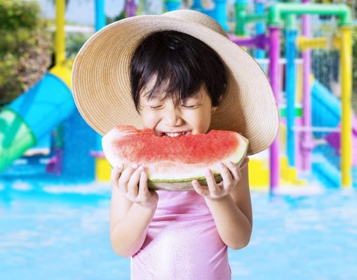 14/07/2016 5 Mitos Sobre La Digetsion En Verano.

la llegada del verano aumentan las comidas fuera de casa, las comidas copiosas y nos cuesta un poco más realizar la digestión. Sin embargo, a pesar de las creencias generalizadas, te contamos 5 mitos digestivos del verano que son totalmente falsos.

SOCIEDAD
ISTOCK