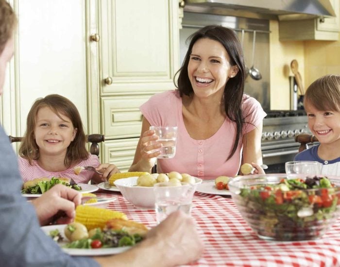 10/11/2016 Evita malas digestiones con estos consejos
SOCIEDAD
ISTOCK
