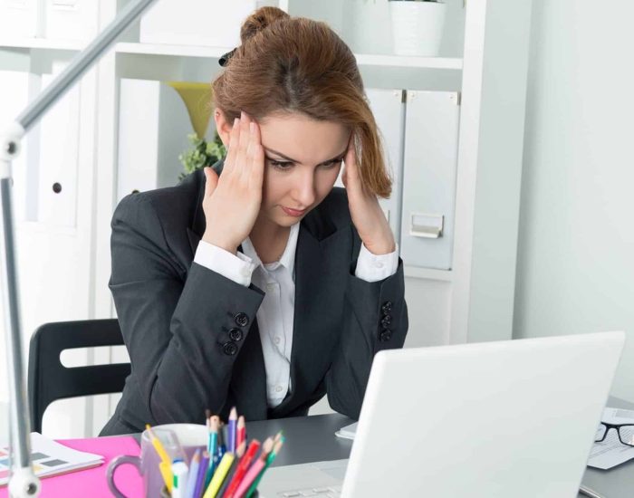 06/02/2017 Estrés en el trabajo: 7 claves para controlarlo.

estrés laboral aparece cuando las exigencias nos impiden la capacidad para trabajar y hacerlas frente o bien mantenerlas bajo control, una realidad que sufre el 59% de los españoles, según cifras del INE.

SOCIEDAD
ISTOCK