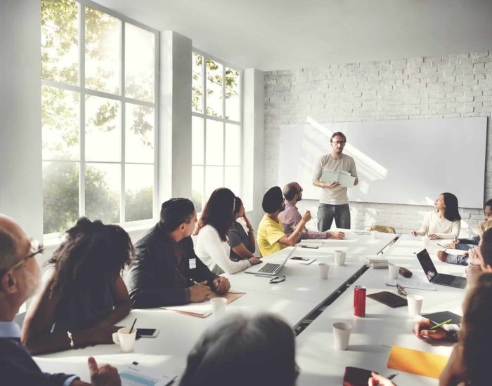 10/12/2015 Ranking de carreras con más salidas profesionales
SOCIEDAD
ISTOCK