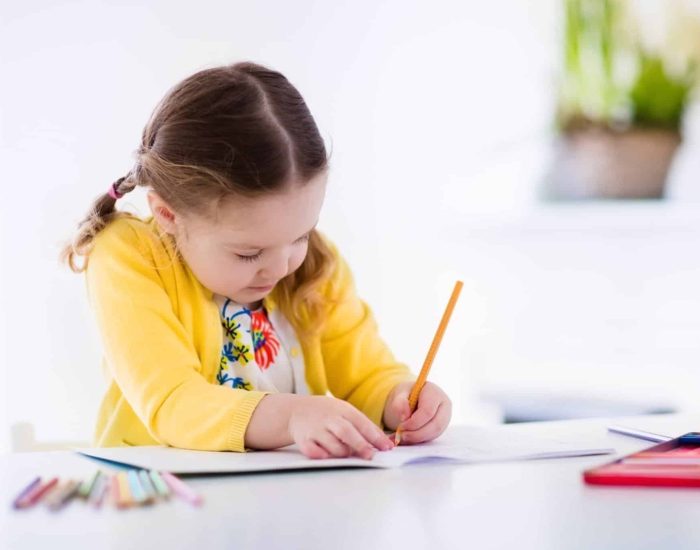 06/04/2017 Cómo mejorar en el coleigo la adaptación de los niños zurdos
SOCIEDAD
ISTOCK