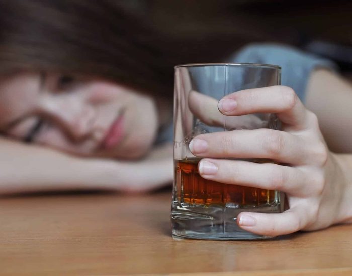 17/06/2017 El acoso escolar es el motivo que lleva a muchos jóvenes a refugiarse en el alcohol.
SOCIEDAD
ISTOCK