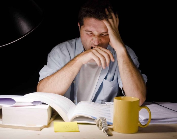 21/06/2017 El descanso es importante para el éxito en los exámenes, pero para conciliar el sueño la automedicación queda totalmente descartada.
SOCIEDAD
ISTOCK