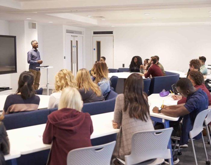 28/06/2017 Los alumnos universitarios que se forman para convertirse en docentes de estos centros revelan que no están contendos con sus enseñanzas.
SOCIEDAD
ISTOCK
