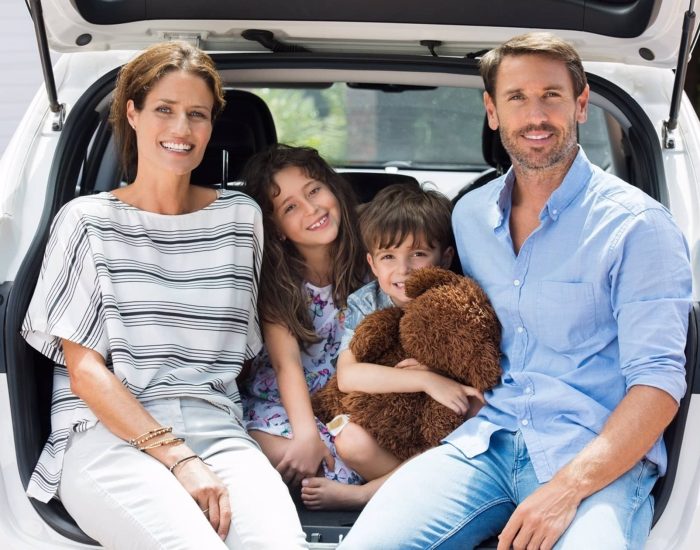 27/07/2017 Todos al coche, que nos vamos de vacaciones.

maletas, bolsas, los artículos de baño y deporte, todo preparado para salir de vacaciones un verano más y muchos lo harán en el coche familiar. Lo mismo que hemos tenido mucho cuidado en no olvidarnos nada de lo necesario para pasarlo bien, también es necesario hacer un repaso de los consejos para que el viaje resulte tan divertido como seguro.

POLITICA SOCIEDAD
ISTOCK