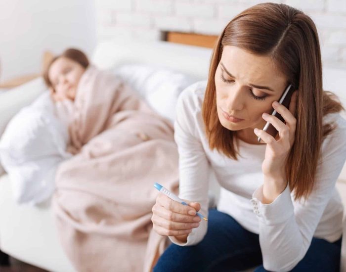 11/10/2017 Con la vuelta al cole vuelven los virus.

amigdalitis, conjuntivitis, gastroenteritis, gripe... Aparecen a lo largo del curso escolar y turban a los niños y sus familias. Una de las dudas que probablemente asalte a todos los padres es cómo saber si debemos dejarles en casa o llevarles al colegio.

SOCIEDAD
ISTOCK