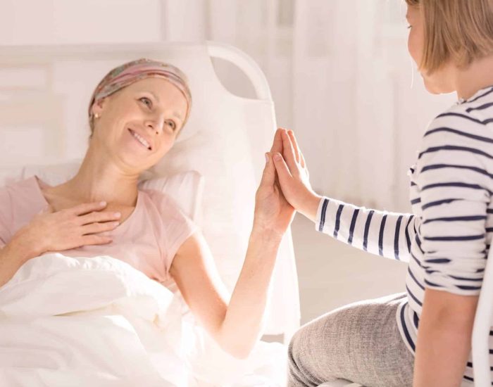 19/10/2017 Que un familiar tenga cáncer nunca es una buena noticia, pero hay que saber cómo reaccionar para ayudar al paciente.
SOCIEDAD
ISTOCK