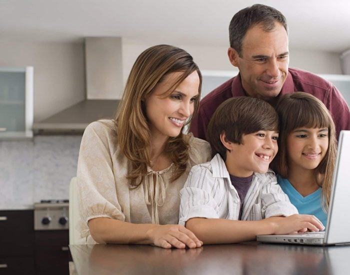 12/01/2018 Con los nuevos programas internacionales EduCaser las familias se sentirán más seguras al enviar a sus hijos a estudiar al extranjero
SOCIEDAD
CASER