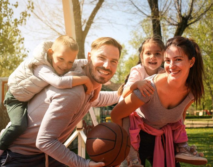 25/03/2018 El deporte puede ser una buena herramienta para estrechar lazos entre los miembros de la familia.
SOCIEDAD
ISTOCK