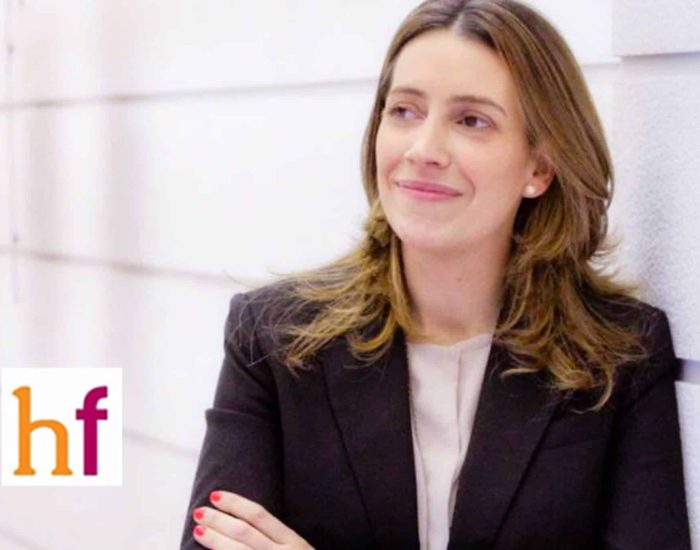 02/04/2018 El abuso de las pantallas: cómo conciliar hogar, dispositivos y niños.

construir una relación sana y responsable en el hogar con los dispositivos? María Zalbidea, autora del blog 'Cosiendo la brecha digital', nos explica qué hacer los fines de semana y durante las vacaciones cuando hay más tiempo libre para que los niños abusen de las pantallas.

SOCIEDAD
HACER FAMILIA