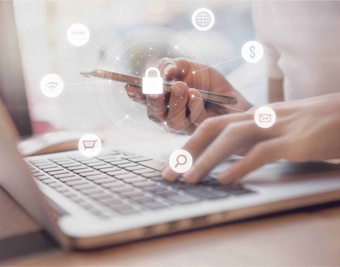 16/05/2018 Cómo afianzar la seguridad en Internet con tus hijos según su edad
SOCIEDAD
ISTOCK