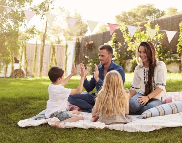 17/06/2018 El verano es una etapa que puede volverse muy aburrida, sin embargo existen multitud de planes que unirán todavía más a la familia.
SOCIEDAD
ISTOCK