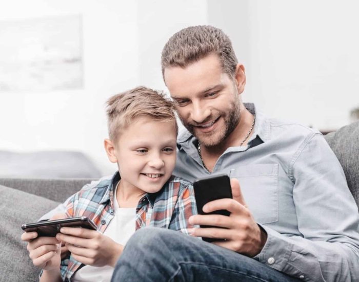 15/07/2018 Las nuevas tecnologías están aquí y los padres deben convertirse en el mejor ejemplo para sus hijos.
SOCIEDAD
ISTOCK