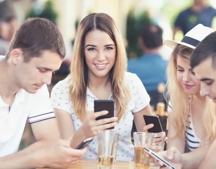 11/09/2018 Desiframos el código secreto de loa adolescentes en redes sociales
SOCIEDAD
ISTOCK