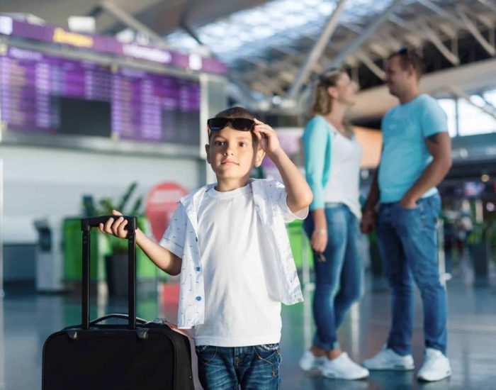 01/10/2018 Viajar: 4 formas diferentes.

lugar de destinoViajar se está convirtiendo en una actividad cada vez más habitual y los turistas engrosan las cifras optando, además, por hacerse un viaje cada vez más a menudo y eligiendo sus destinos perdiendo el miedo. ¿Miedo? ¿Quién dijo miedo? El turismo que está llegando es mucho más ambicioso e impensable hace tan solo unos años. Recurrir a las agencias es una opción más de las que disponemos los españoles, que con acceso a internet y un poco de imaginación podemos, incluso, pensar en un destino* lunático.

MADRID SOCIEDAD
ISTOCK