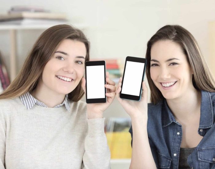 02/01/2019 Ideas para conectar con los nativos digitales..

para cualquier padre ya se hace cuesta arriba conectar con sus hijos, la llegada de las nuevas tecnologías no ha ayudado mucho a mejorar este contexto. Los nativos digitales cuentan con características muy distintas a las de sus progenitores. Un buen ejemplo es el uso de estos dispositivos ya sea para encontrar una información que antes se debía localizar en una enciclopedia, o para localizar a un amigo que antes estaba a un telefonazo de distancia.

SOCIEDAD
ISTOCK
