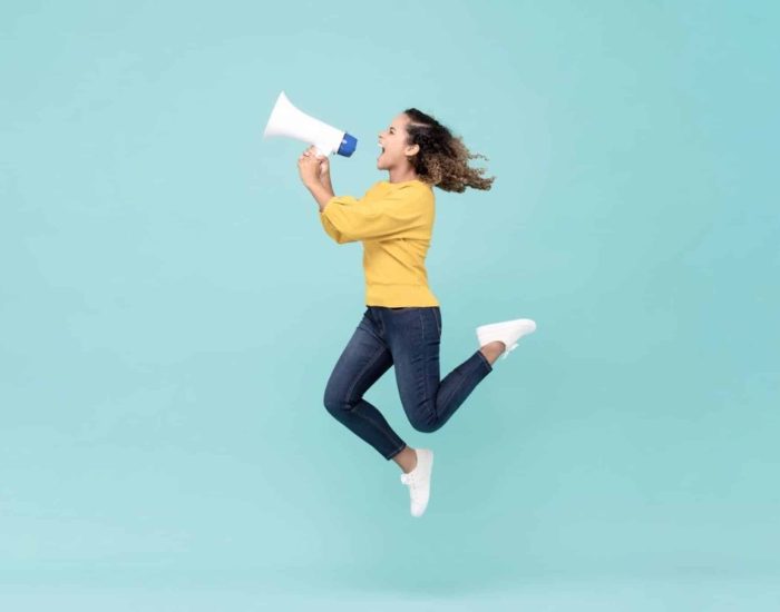 17/01/2020 Los secretos para una mente positiva en los adolescentes..

es mejor mirar la vida con optimismo. El principio de la profecía autocumplidad advierte de que mantener una mentalidad negativa hace que hasta el peor de los planes, termine por hacerse realidad. Por ello, lo mejor es pensar siempre desde una perspectiva positiva, incluso cuando peor cara tenga la situación (de hecho es cuando más se precisa este tipo de visión).

SOCIEDAD
ISTOCK