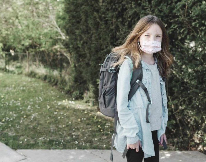 29/06/2020 La situación en los principales destinos para estudiar en el extranjero.

Desde el de 1 de junio, las escuelas en el Reino Unido reabrieron sus aulas con capacidad reducida  para completar el año académico. El gobierno del Reino Unido pretende que todas las escuelas y colegios estén abiertos para comenzar en septiembre el año académico 2020/21.

SOCIEDAD
ISTOCK