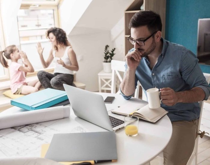 08/01/2021 Con el teletrabajo se trabaja más horas en casa que en la oficina
SOCIEDAD
ISTOCK