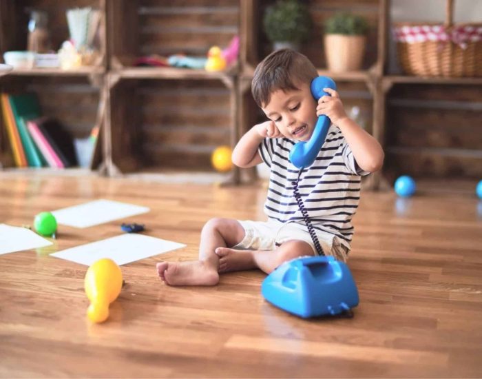06/03/2021 Conocer las funciones del lenguaje ayuda a conocer las intenciones de los más pequeños de la casa..

ser humano cuenta con una capacidad única para comunicarse. Tanto el lenguaje escrito, como el oral, son una buena prueba de ello. A lo largo del tiempo hemos creado un sistema encaminado a dar nombre a multitud de cosas: sentimientos, el mundo que nos rodea, incluso a las personas que nos rodean. Pero estas estructuras son mucho más que palabras y su significado.

SOCIEDAD
ISTOCK