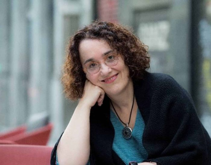 04/05/2021 Aprender de la experiencia solo es posible cuando las heridas no duelen.

Las cicatrices no duelen da una idea de resiliencia al superar con éxito una herida.

SOCIEDAD
MIGUEL GARROTE