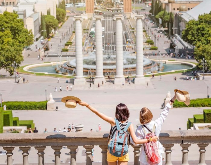 28-07-2021 9 actividades divertidas para aprender en verano.

de todo un curso lleno de deberes y exámenes, los más pequeños están deseando disfrutar de sus vacaciones. Por eso, en lugar de pedirles que lleven a cabo más tareas académicas, podemos planificar para ellos actividades culturales y entretenidas que pueden enriquecerles en muchos sentidos.

SOCIEDAD
ISTOCK