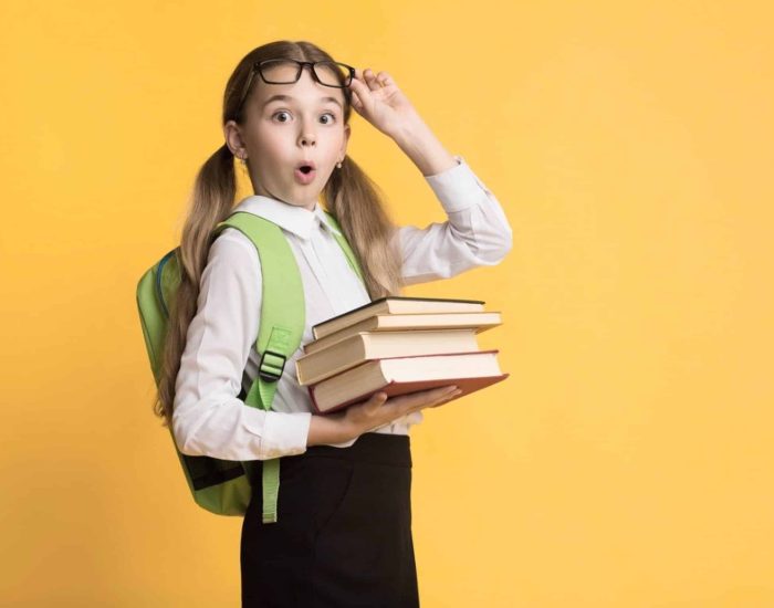20-08-2021 La vuelta al cole 2021 será más cara que en 2020..

termina el verano y esto no solo quiere decir que se acabe las vacaciones, sino que se acerca un momento muy concreto para las familias: la vuelta al cole. El regreso a las aulas no solo significa que se retoma la vida académica, sino que hay que afrontar un gasto para que los hijos adquieran todo el material escolar. Y parece que este 2021 los precios se encarecen y los hogares tendrán que hacer frente a partidas más altas.

SOCIEDAD
ISTOCK