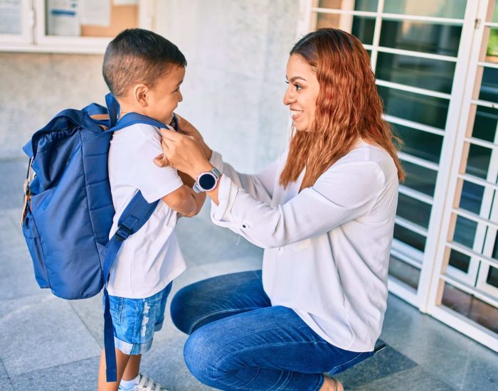 07-06-2020 ¿Hasta qué punto influye la estructura familiar en el desarrollo escolar infantil?.

las últimas dos décadas las familias españolas han cambiado con rapidez. Ahora hay menos niños que viven en la misma casa que sus dos padres biológicos. Utilizando datos del Censo de Población de 2011, se analiza hasta qué punto influye la estructura familiar en el desarrollo escolar infantil y qué importancia tiene este factor en comparación con otros como el nivel de estudios de la madre y los recursos económicos.

SOCIEDAD
ISTOCK