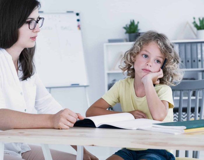 18-06-2018 La motivación por aprender es clave para tener ganas de estudiar.

niños se encuentran muchas veces con un enemigo a la hora de estudiar, la falta de motivación. Esta puede irrumpir y dificultar un hábito y un compromiso de estudio que puede afectarles, sobre todo, a partir de secundaria.

SOCIEDAD
ISTOCK