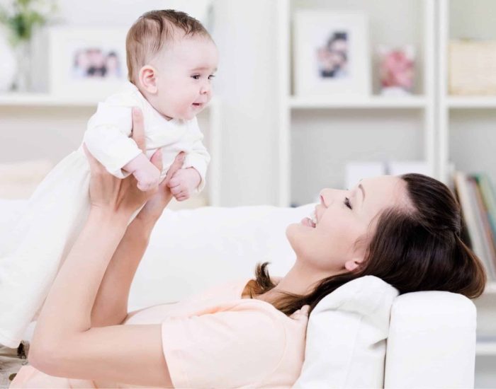 11-12-2021 Coger al niño en brazos contribuye a mejorar el desarrollo delular de los bebés.
SOCIEDAD
ISTOCK