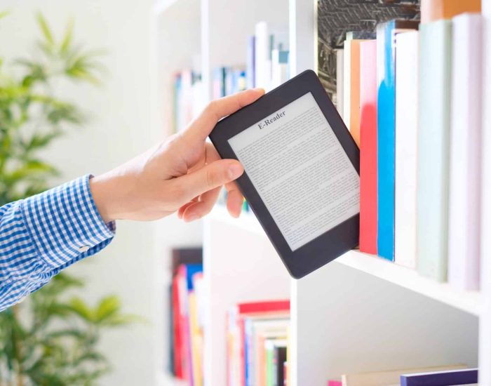 19-04-2018 Sube la venta de libros digitales
SOCIEDAD
ISTOCK