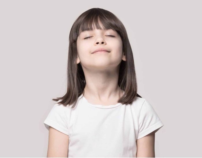 09/04/2022 El slow parenting parece más aburrido de lo que en realidad es..

la actualidad los niños están constantemente sometidos a estímulos. Parerciera que en todo momento deben estar entretenidos con algo y haciendo algo que los apasione. ¡No hay tiempo que perder! Es como sin en la sociedad no hubiera lugar para la calma. Por ello es posible que ante estilos de crianza como el slow parenting, se piense como un modelo aburrido de enseñanza.

SOCIEDAD
ISTOCK