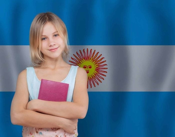 06/07/2022 ¿A partir de qué edad enviar a los niños a estudiar en el extranjero?
SOCIEDAD
ISTOCK