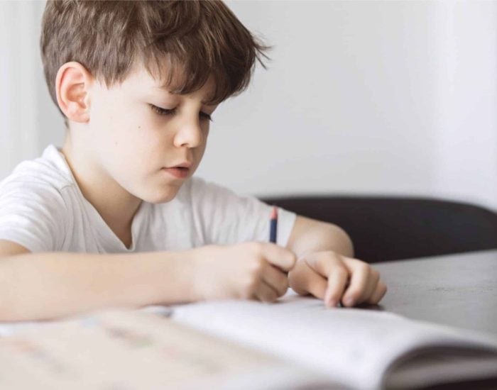 15/10/2022 La agilidad mental puede trabajarse con ejercicios tan sencillos como estos..

la mente de los hijos es algo importante para asegurarles el éxito en el colegio, así como en cualquier actividad intelectual que se planteen. La agilidad que tengan en este sentido es primordial. La buena noticia es que existen varios ejercicios con los que entrenar y mejorar esta capacidad. Actividades que tal y como indican desde el Colegio San Diego no tiene por qué ser aburridos.

SOCIEDAD
ISTOCK