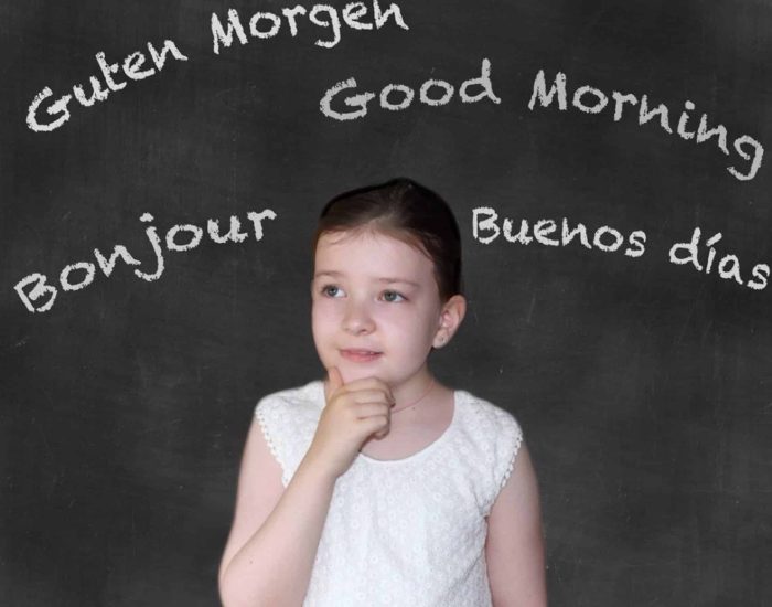 24/11/2022 ¿Cuáles Son Los Beneficios De Estudiar En Un Colegio Multilingüe?.

vez es más común que, durante una entrevista de trabajo o realizando turismo en un país extranjero, surja la necesidad, tanto por parte del entrevistado como por parte del entrevistador, de dominar un segundo idioma, sobre todo el inglés. La importancia de hablar más de un idioma con fluidez va convirtiéndose en un imprescindible, no solo en el ámbito laboral, sino también el social. ¿Y si a esto le sumamos la posibilidad de hablar distintos idiomas? Sin duda, las oportunidades que esto puede brindarnos son muy amplias.

SOCIEDAD
ISTOCK