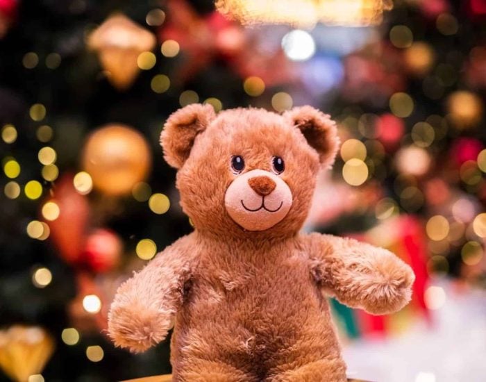 13/12/2022 Los 5 juegos y juguetes para niños más solicitados de Mattel.

Creations fue fundada en 1945 como una empresa especializada en juguetes para niños. Para el año 1947 lograba ya su primer gran éxito en ventas con el ukulele "Uke-A-Doodle". En 1959 la casa de Barbie se convirtió en su juguete más vendido.

SOCIEDAD
ISTOCK