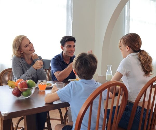 6 razones por las que en casa (también) nos tenemos que hablar con respeto y cariño