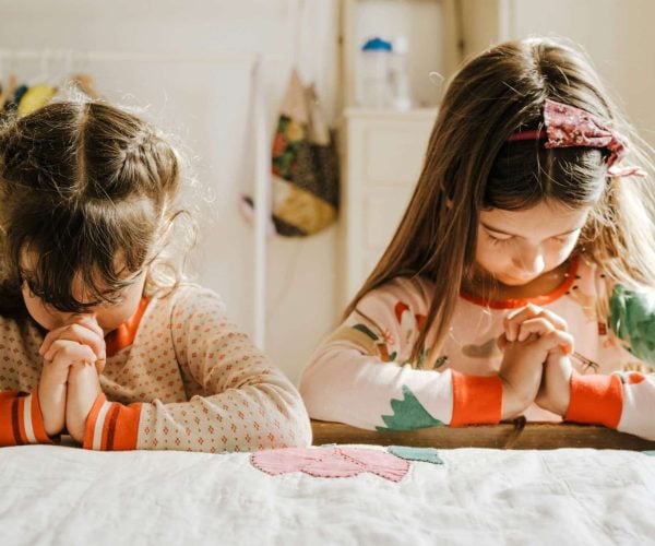 maneras de acostumbrar a nuestros hijos a hacer oración